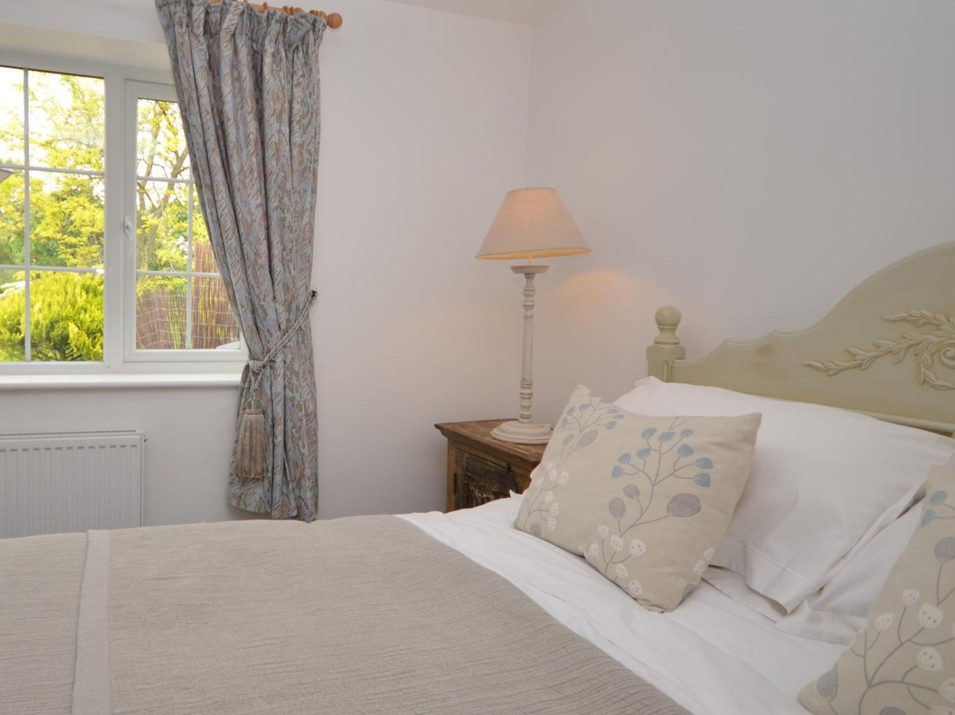 1 Bed In Taunton 75135 Βίλα Isle Brewers Εξωτερικό φωτογραφία